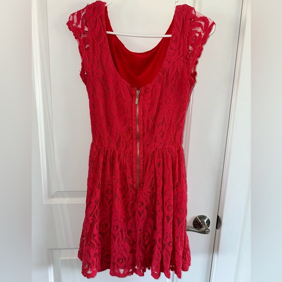 Macy’s Red Dress - Picture 2 of 2